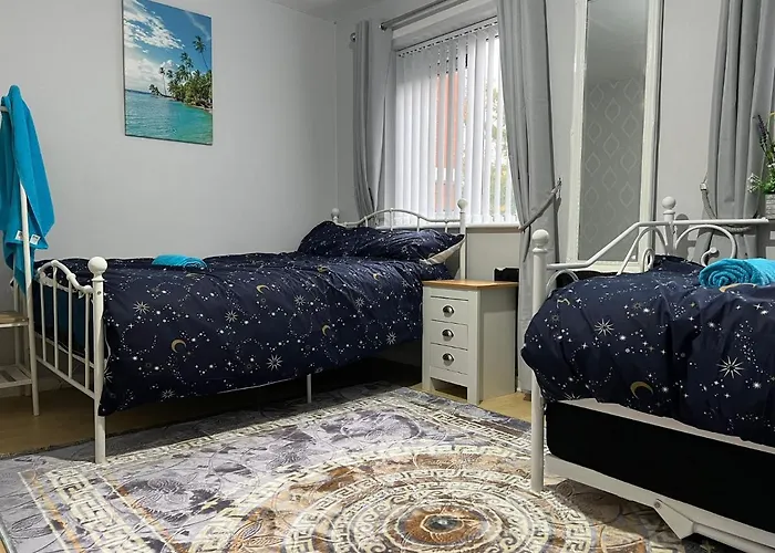 Cosy Warm Apartment In The Heart Of Moseley